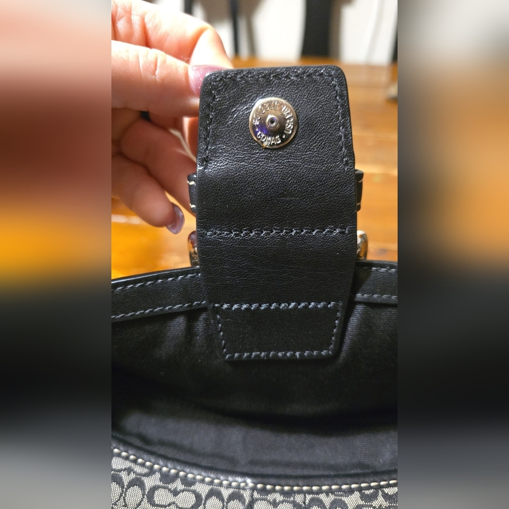 COACH Vintage Coach Soho Jacquard Canvas Shoulder Bag - Picture 12 of 17